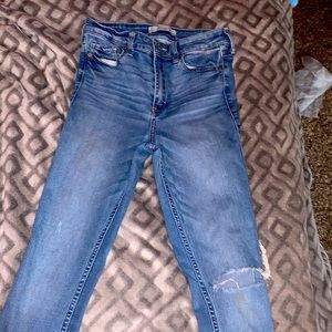 Blue skinny jeans